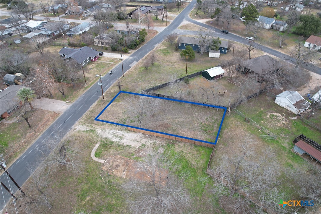 305-b Lexington Road Property Photo 10