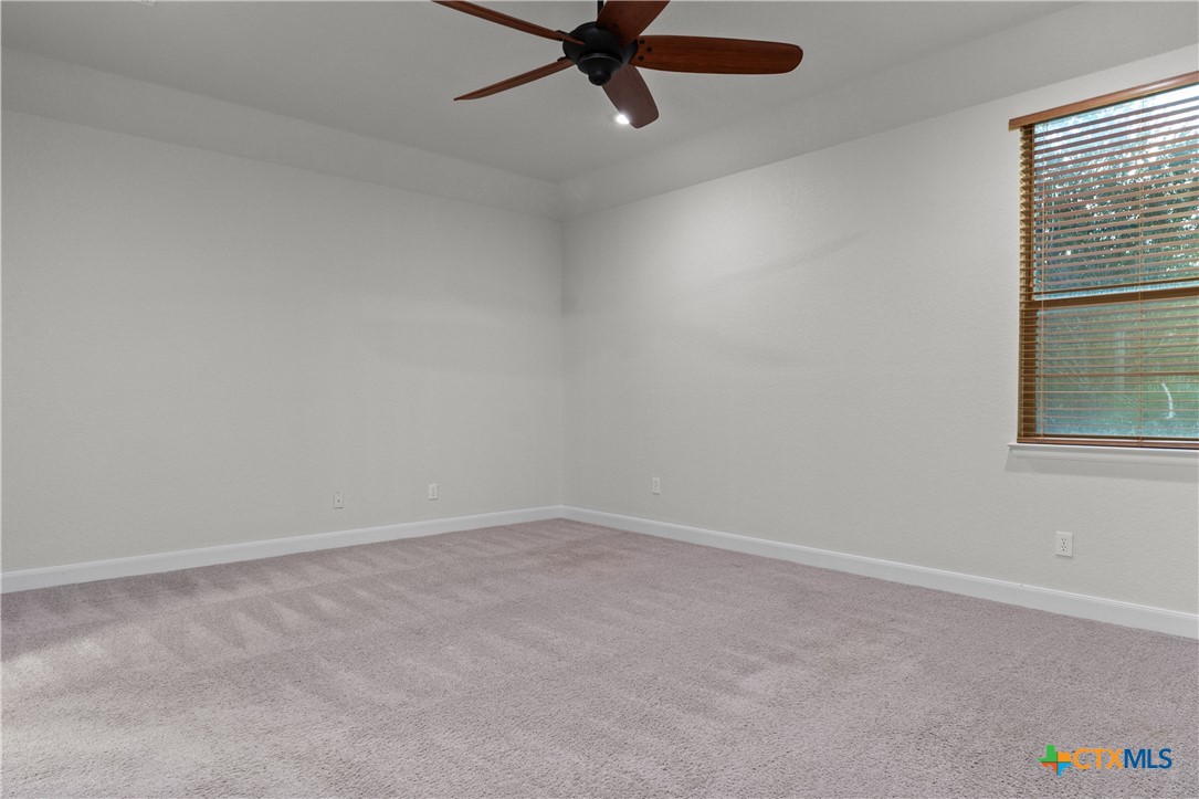 9715 Wind Gate Pkwy Property Photo 16