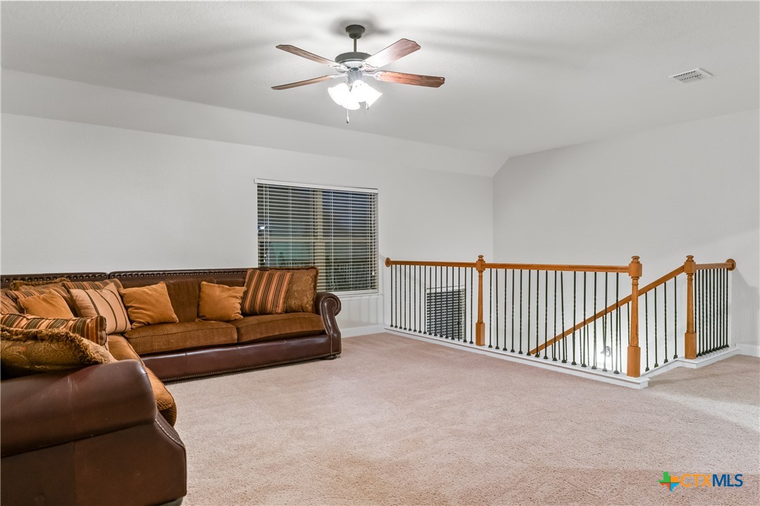 9715 Wind Gate Pkwy Property Photo 33