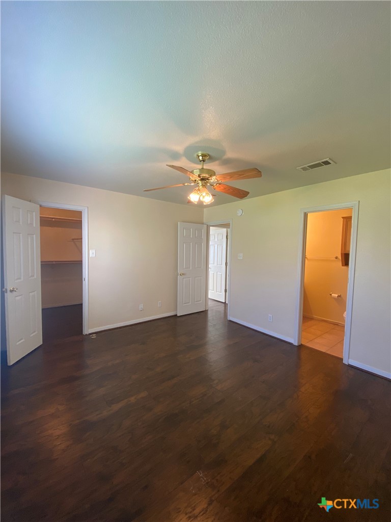 5107 Daybreak Drive B Property Photo 9