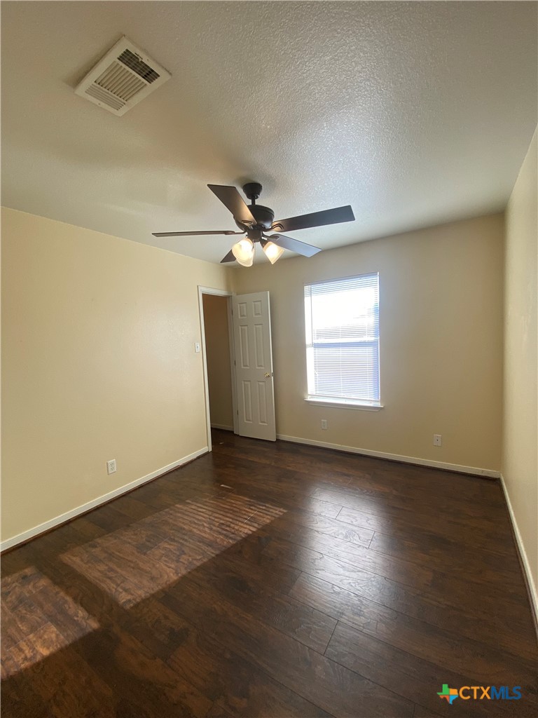 5107 Daybreak Drive B Property Photo 14