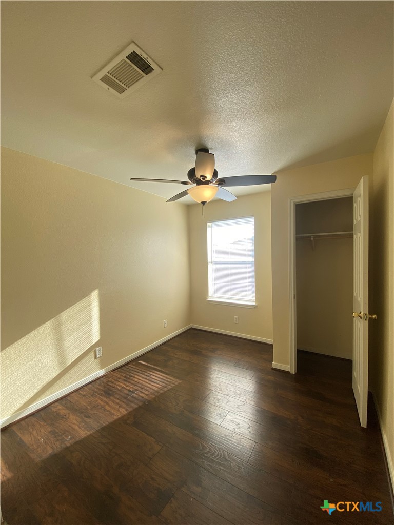 5107 Daybreak Drive B Property Photo 15