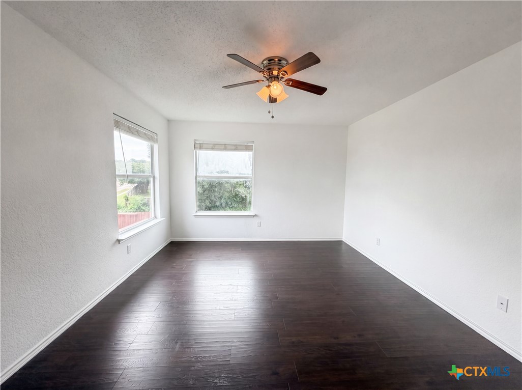 1301 Judy Lane Property Photo 4