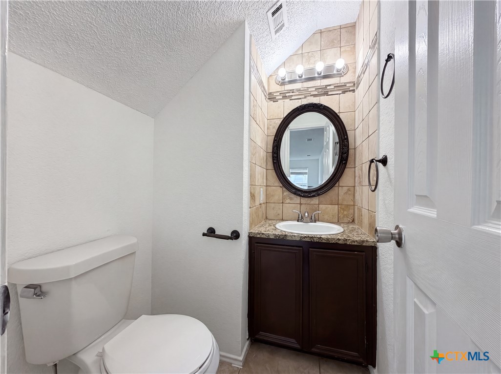 1301 Judy Lane Property Photo 10