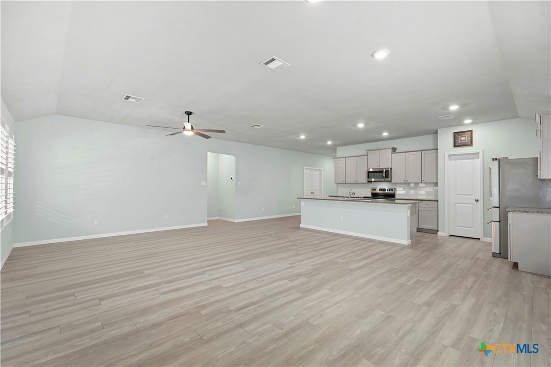 6138 Ballast Trail Property Photo 5