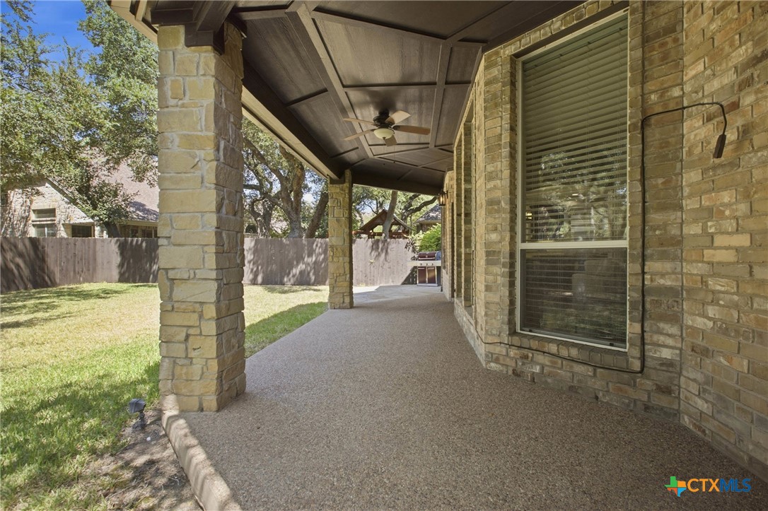 1100 Celtic Cove Property Photo 28