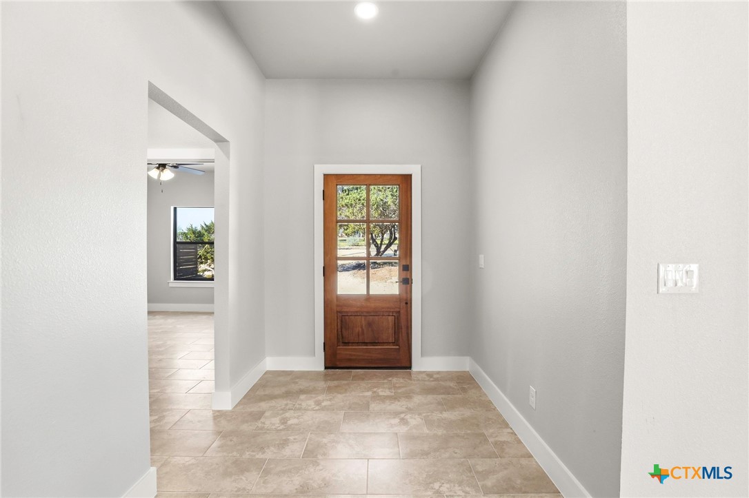 1615 Rocky Ridge Loop Property Photo 4