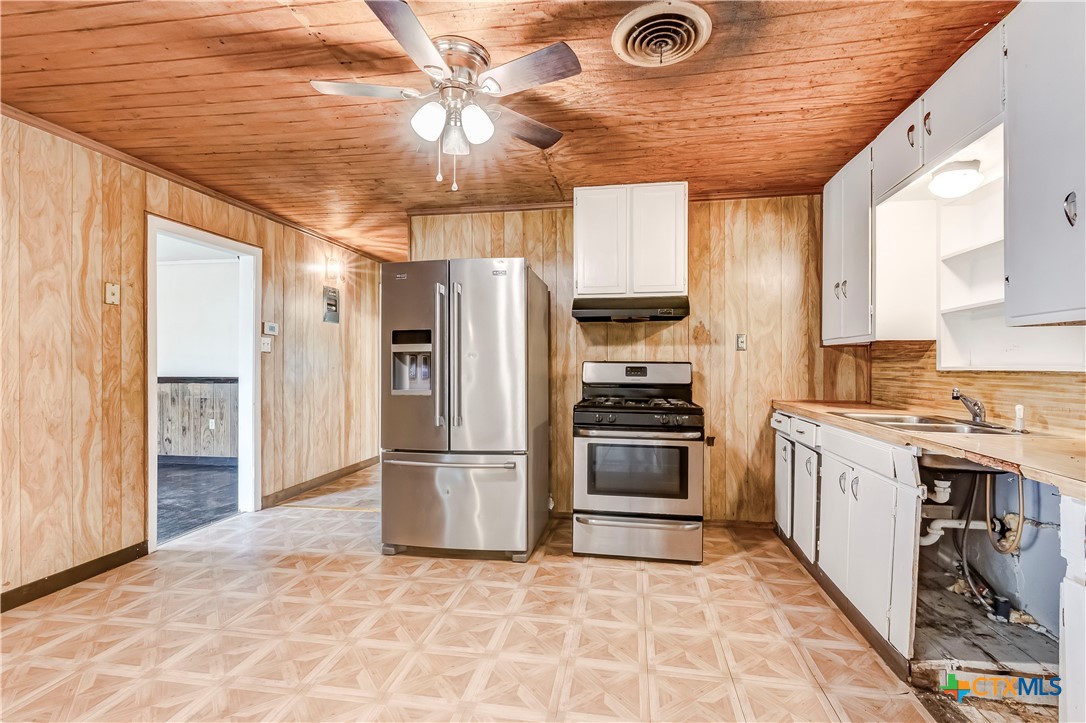 104 E Reagan Avenue Property Photo 10
