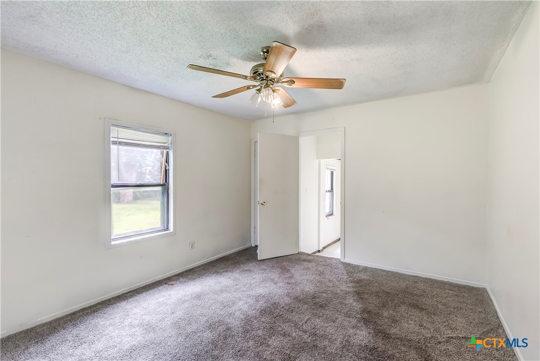 104 E Reagan Avenue Property Photo 14