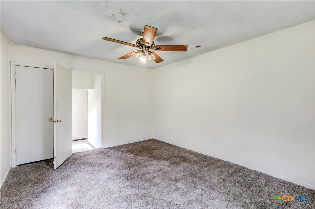 104 E Reagan Avenue Property Photo 15