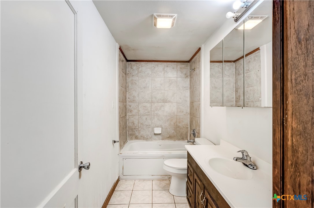 104 E Reagan Avenue Property Photo 20