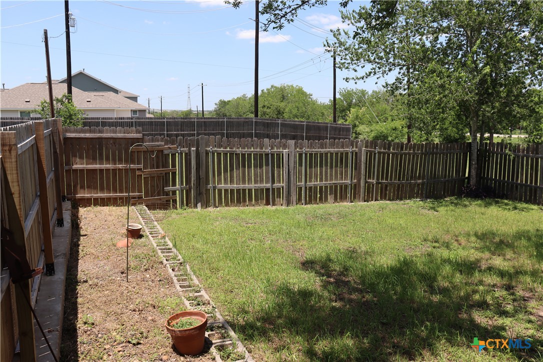 12000 Mustang Mesa Drive Property Photo 10