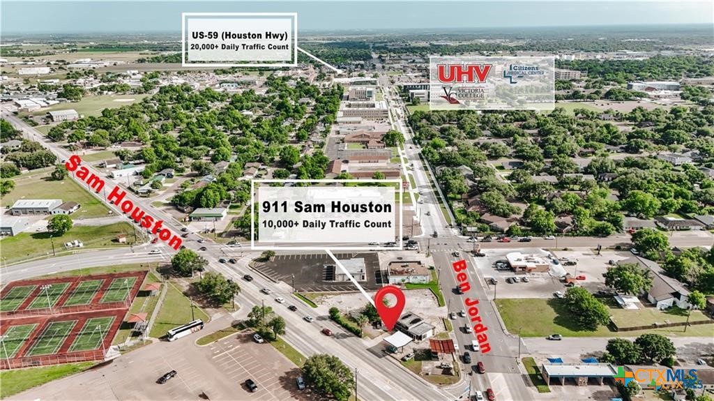 911 Sam Houston Drive Property Photo 7
