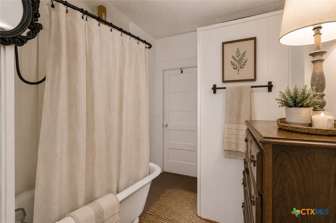 527 W San Antonio Street 7 Property Photo 10