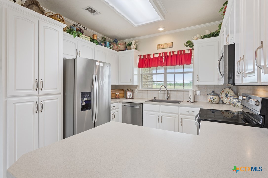 2576 Primrose Trail Property Photo 15