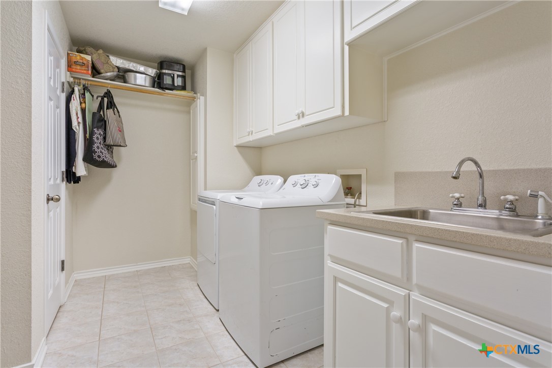 2576 Primrose Trail Property Photo 28