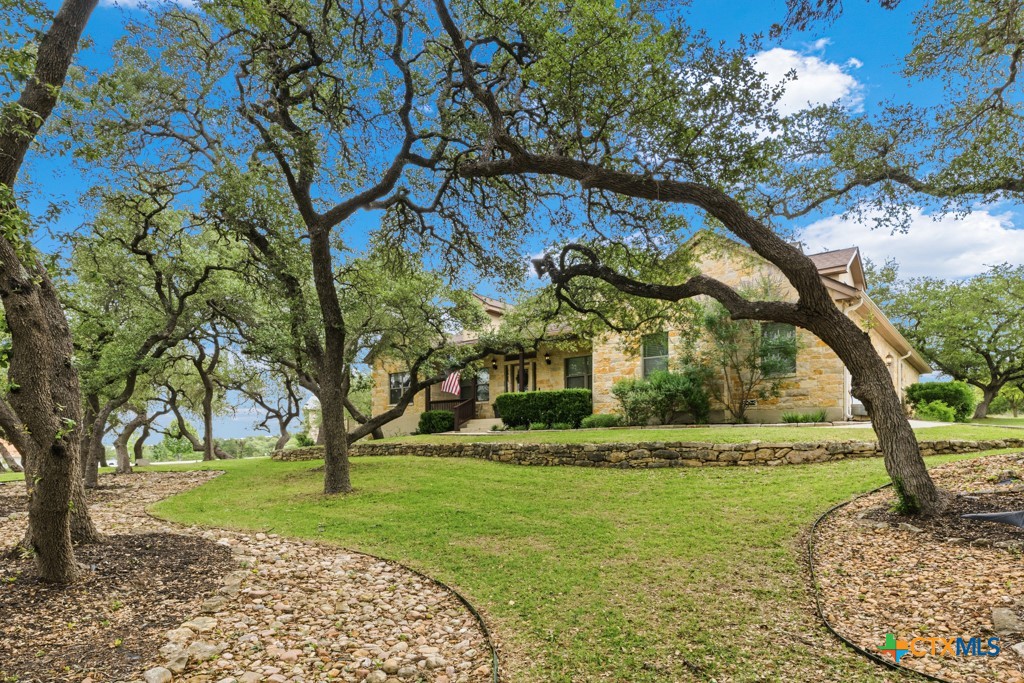 1511 Mount Bear Property Photo 3