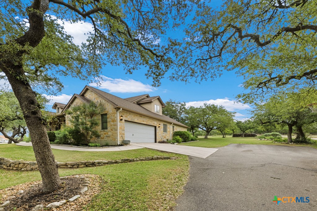1511 Mount Bear Property Photo 4