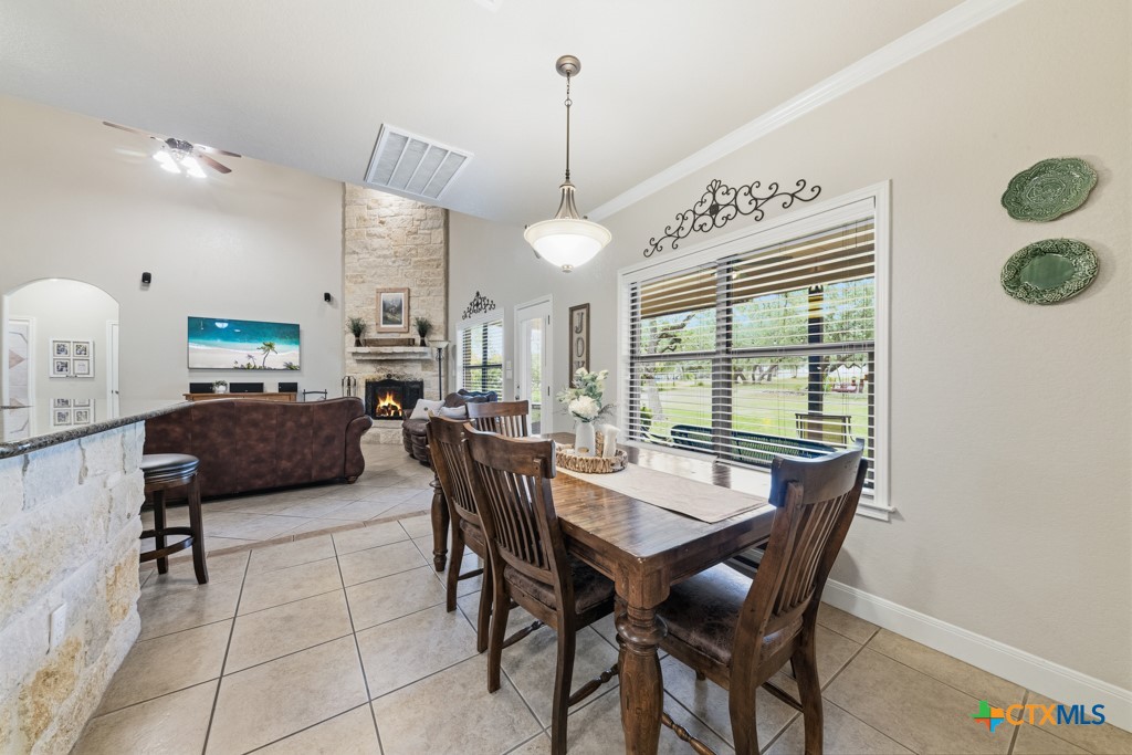 1511 Mount Bear Property Photo 9