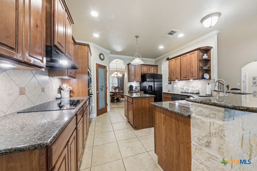 1511 Mount Bear Property Photo 10