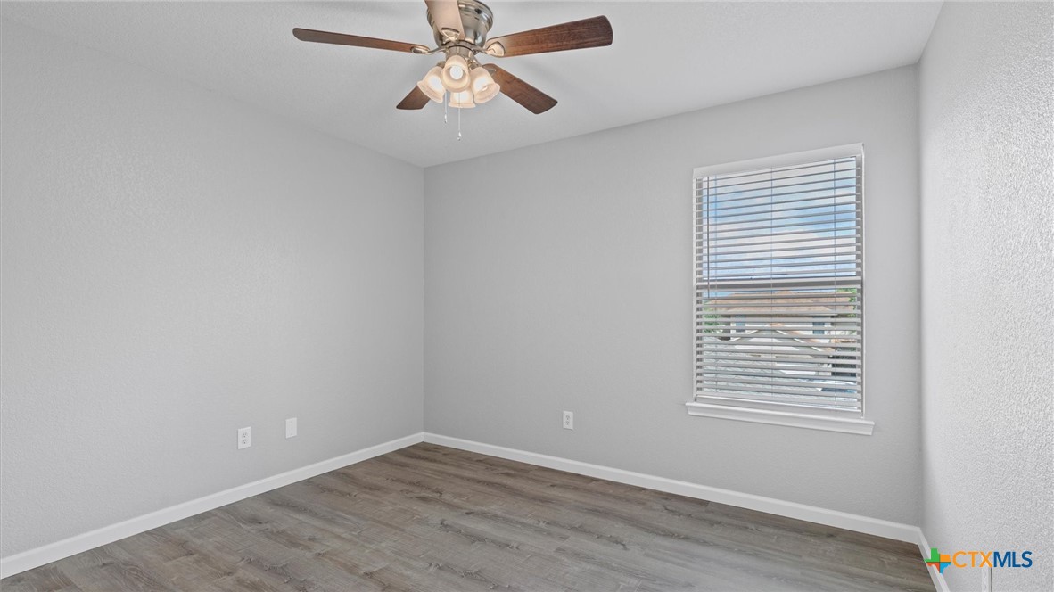 3013/3015 Green Mountain Drive Property Photo 19
