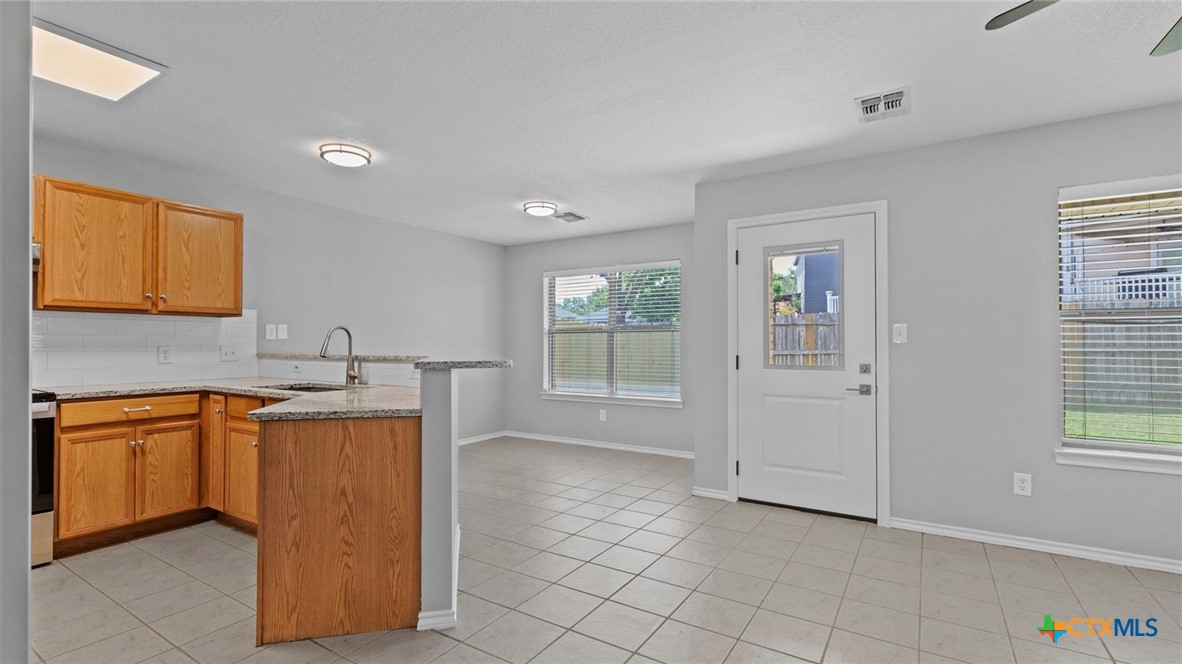 3013/3015 Green Mountain Drive Property Photo 28