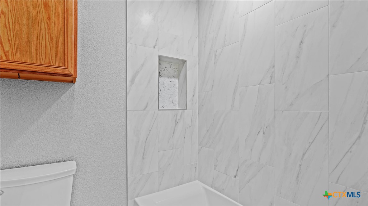 3013/3015 Green Mountain Drive Property Photo 45