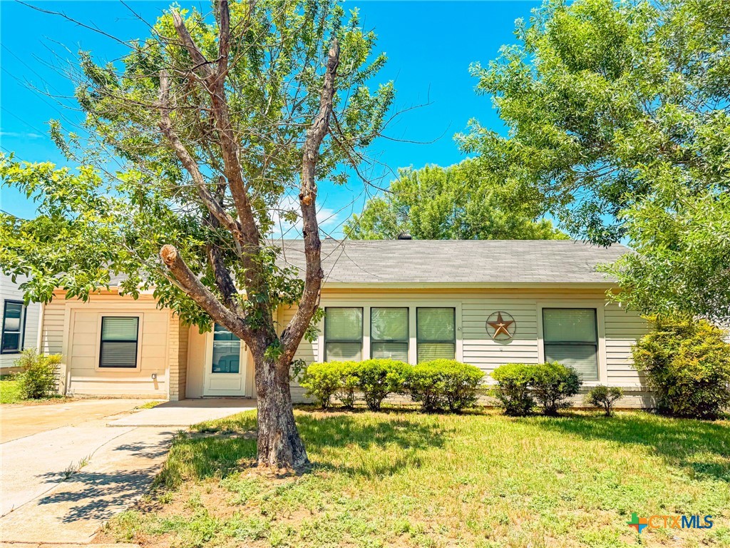 2611 Jackson Drive Property Photo 1