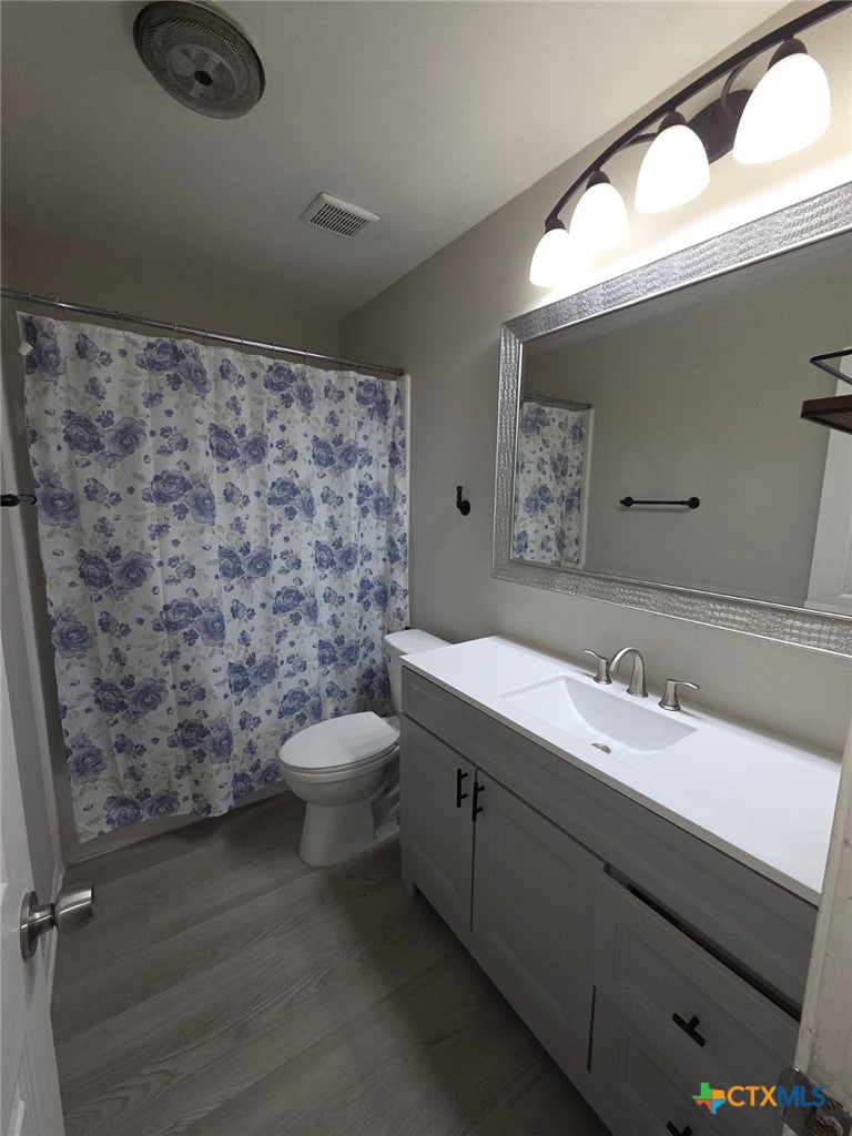 4302 Lake Road Property Photo 5