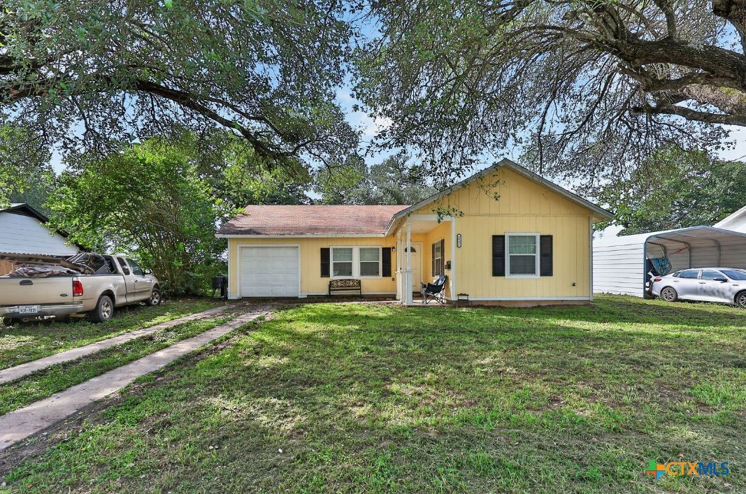 1002 Haley Avenue Property Photo 1