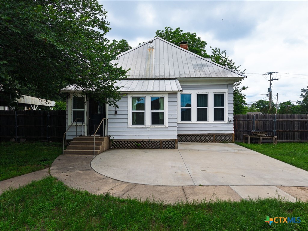 1312 E Leon Street Property Photo 31