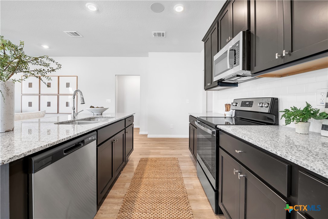 202 Great Hills Drive Property Photo 10