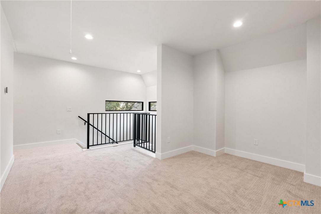 458 Heidi Circle Property Photo 24