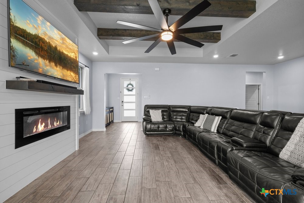 3303 Pistoia Trail Property Photo 6