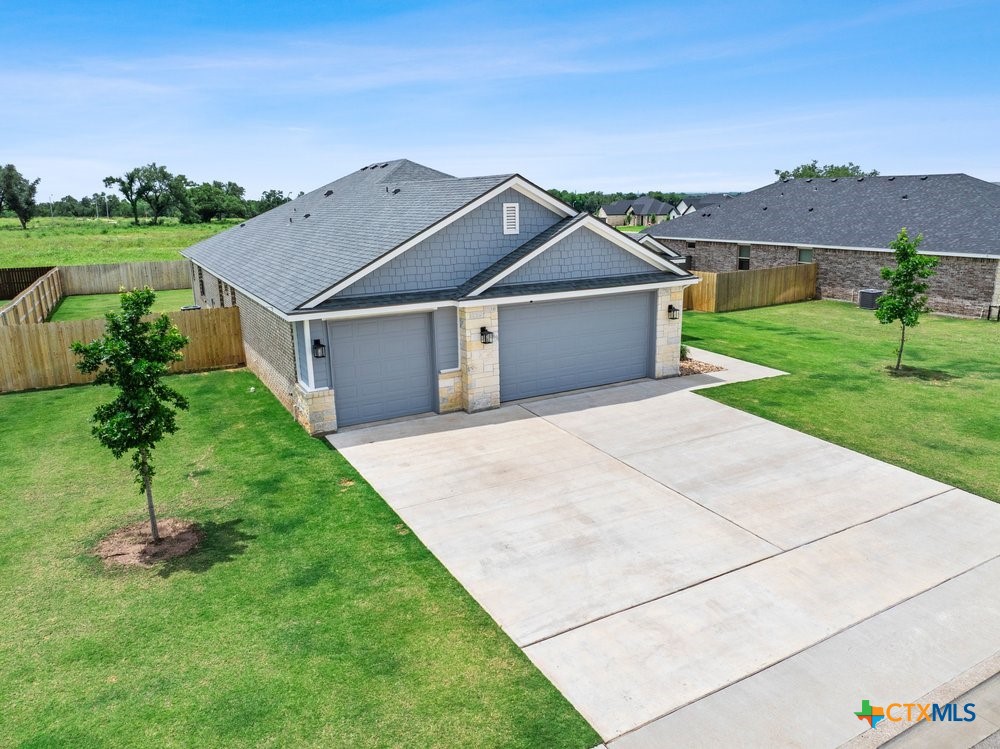 3303 Pistoia Trail Property Photo 39