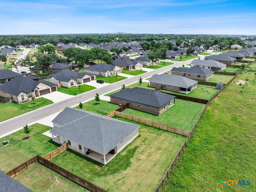 3303 Pistoia Trail Property Photo 42