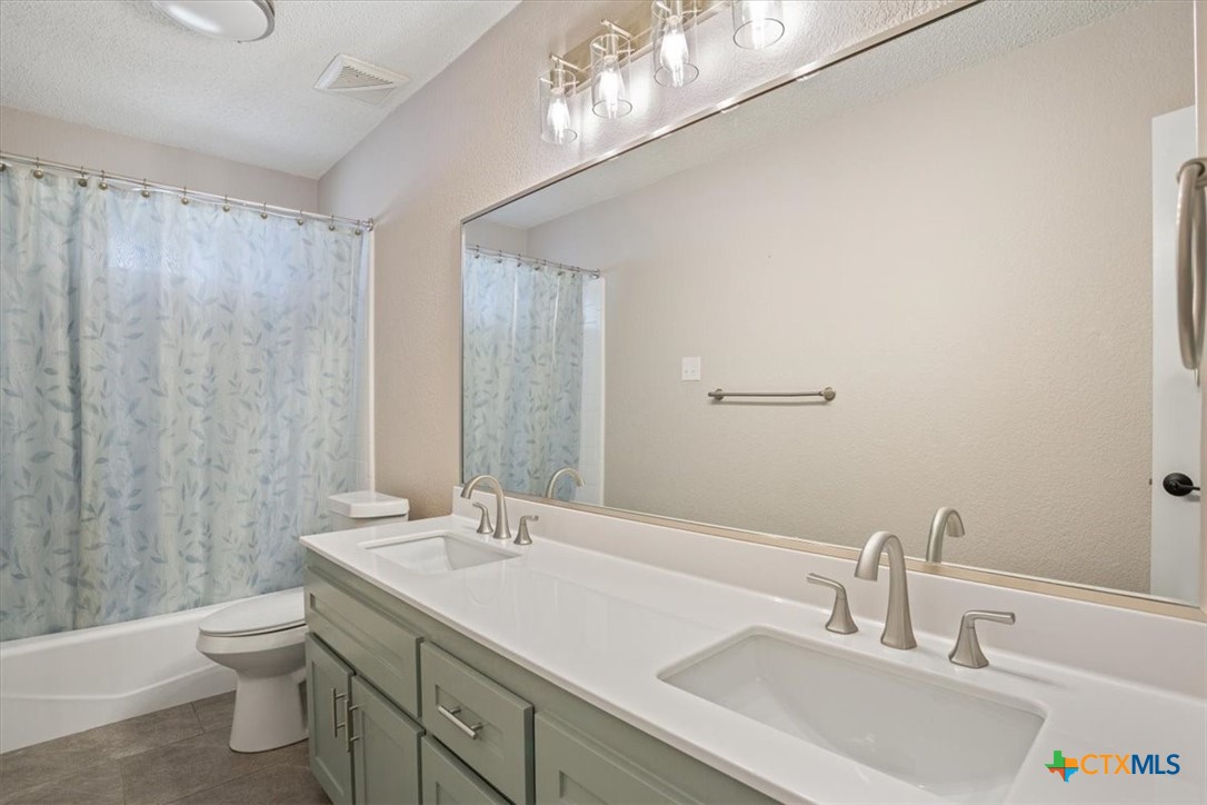 205 Red Oak Drive Property Photo 24