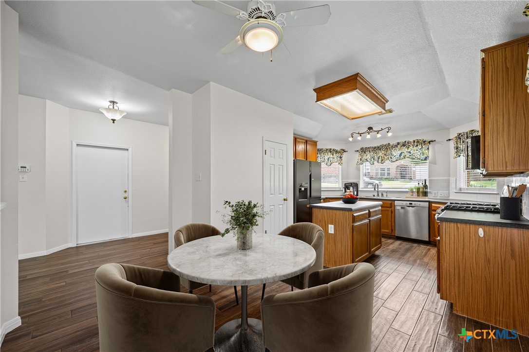 1824 Red Rock Drive Property Photo 10