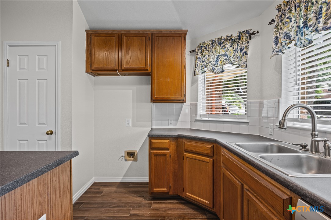 1824 Red Rock Drive Property Photo 12