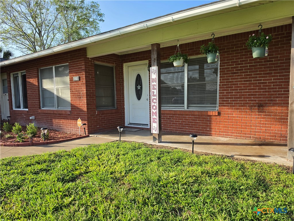 2865 Fm 1685 Property Photo 2