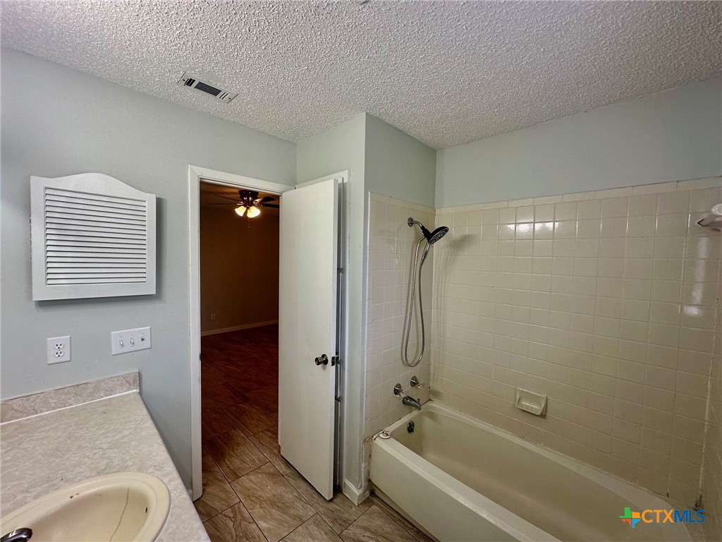 1307 Barbara Drive B Property Photo 17
