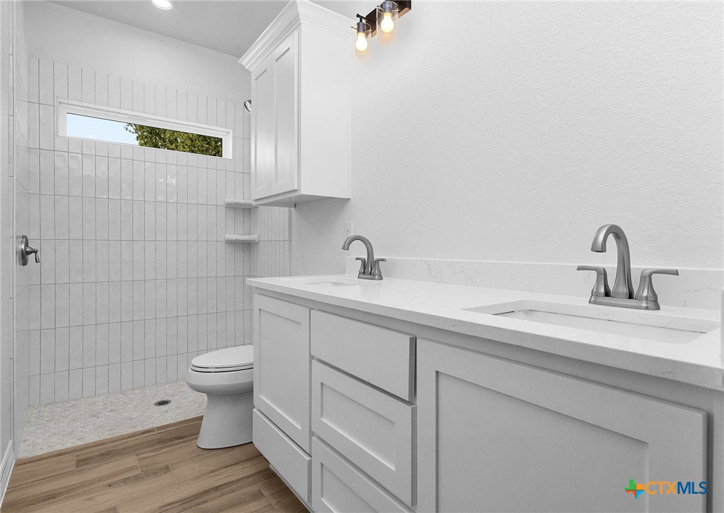 112 Rustic Woods Property Photo 13