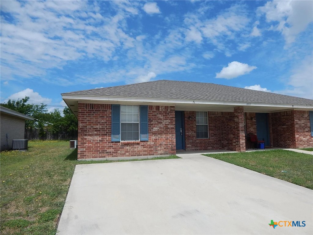 1807 Windward Drive A Property Photo 1