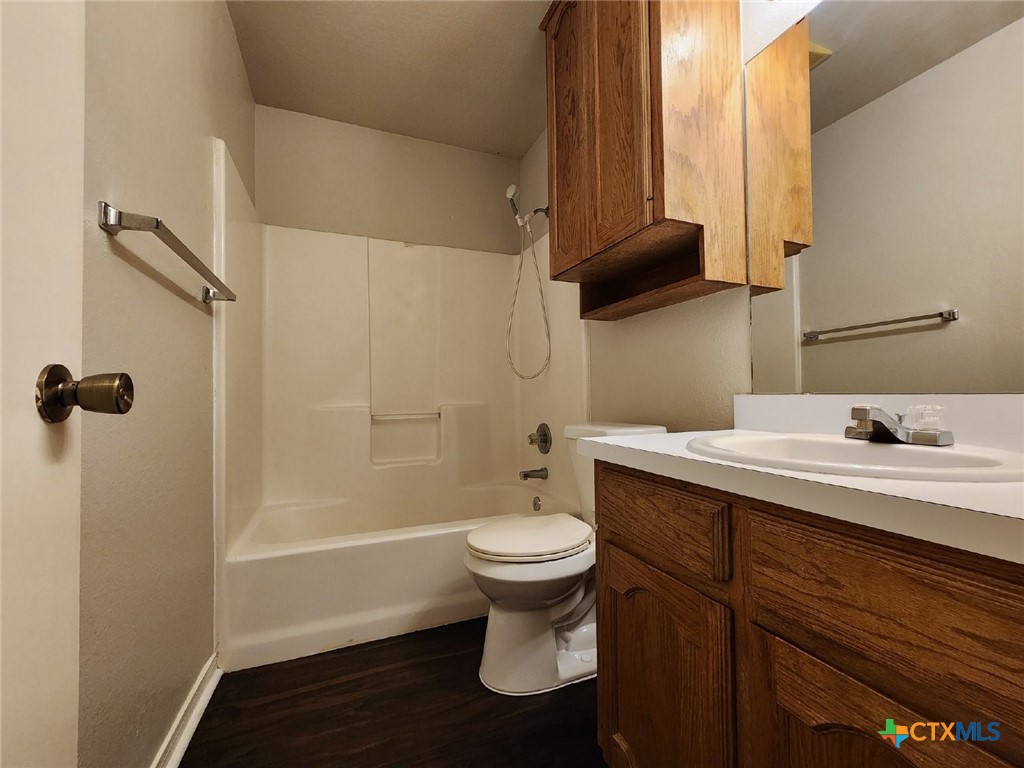 1807 Windward Drive A Property Photo 10
