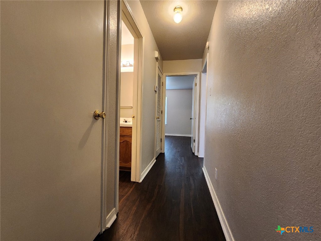 1807 Windward Drive A Property Photo 13