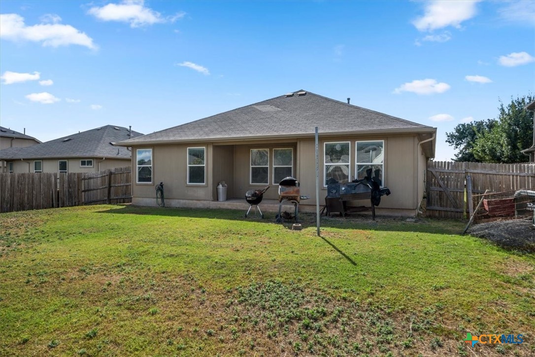 376 Musgrav Property Photo 3