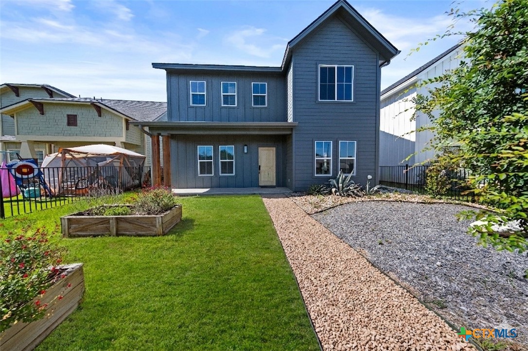 418 Stagecoach Trail Property Photo 1