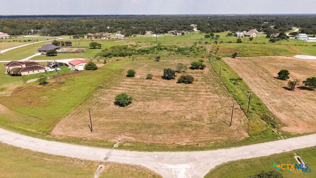 000 Post Oak Circle Property Photo 4