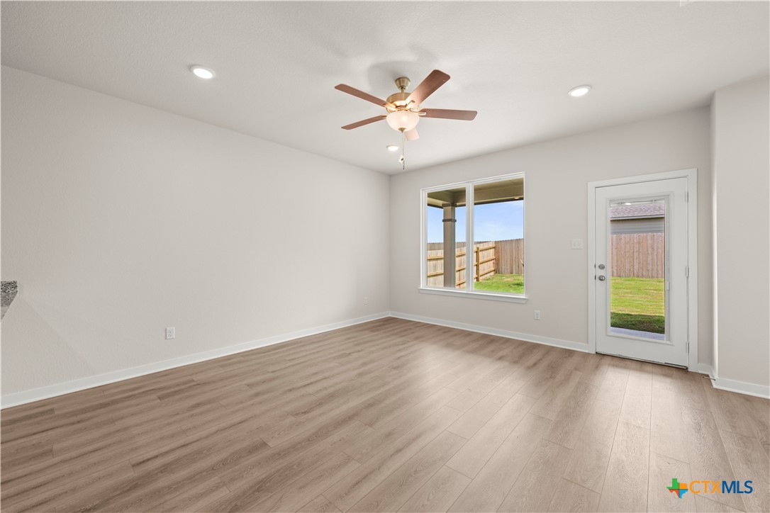613 James Parker Circle Property Photo 14