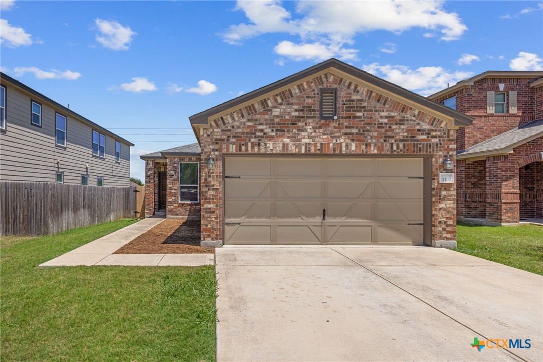 1107 Sagebrush Drive Property Photo 1
